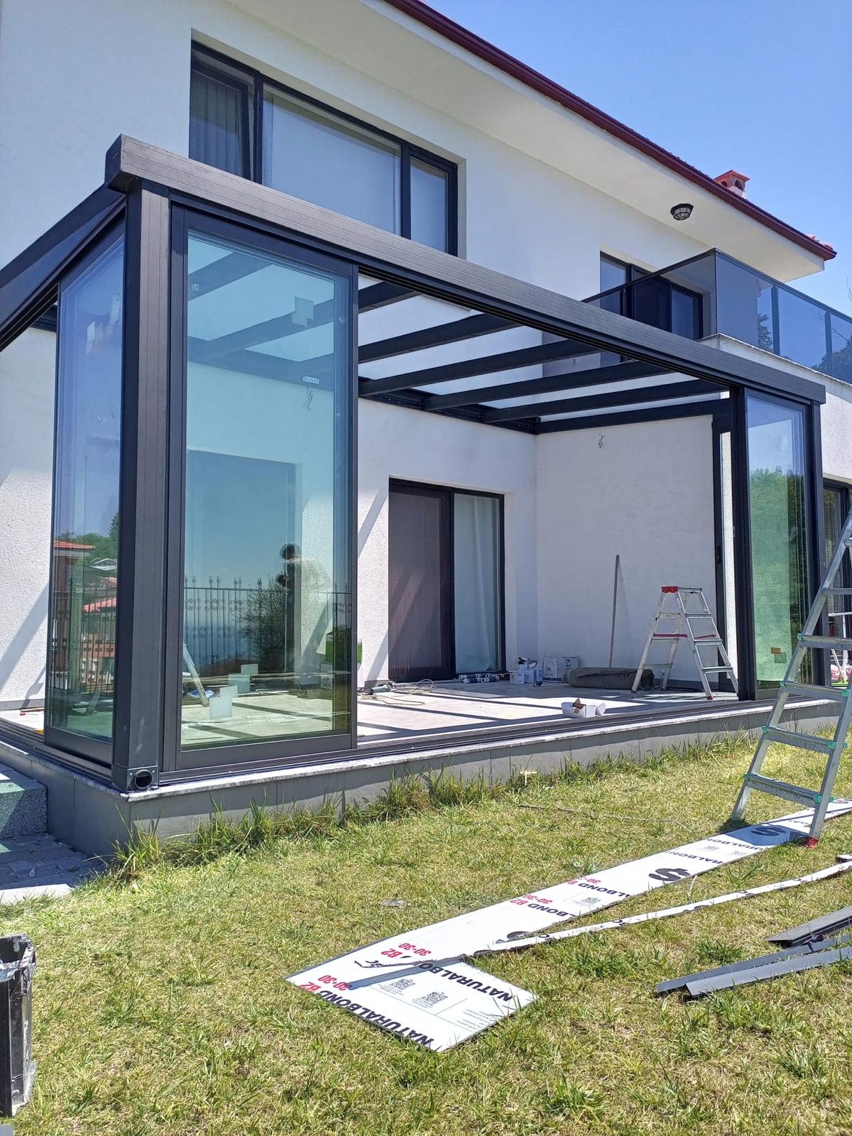 Kış Bahçesi Ve Giyotin 102